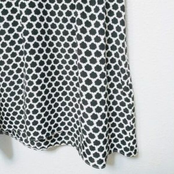 JOIE Medallion Print 100% Silk Tassel Top S - Picture 5 of 9